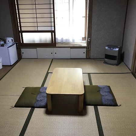 Minshuku Takenoya Hotell Naoshima Exteriör bild